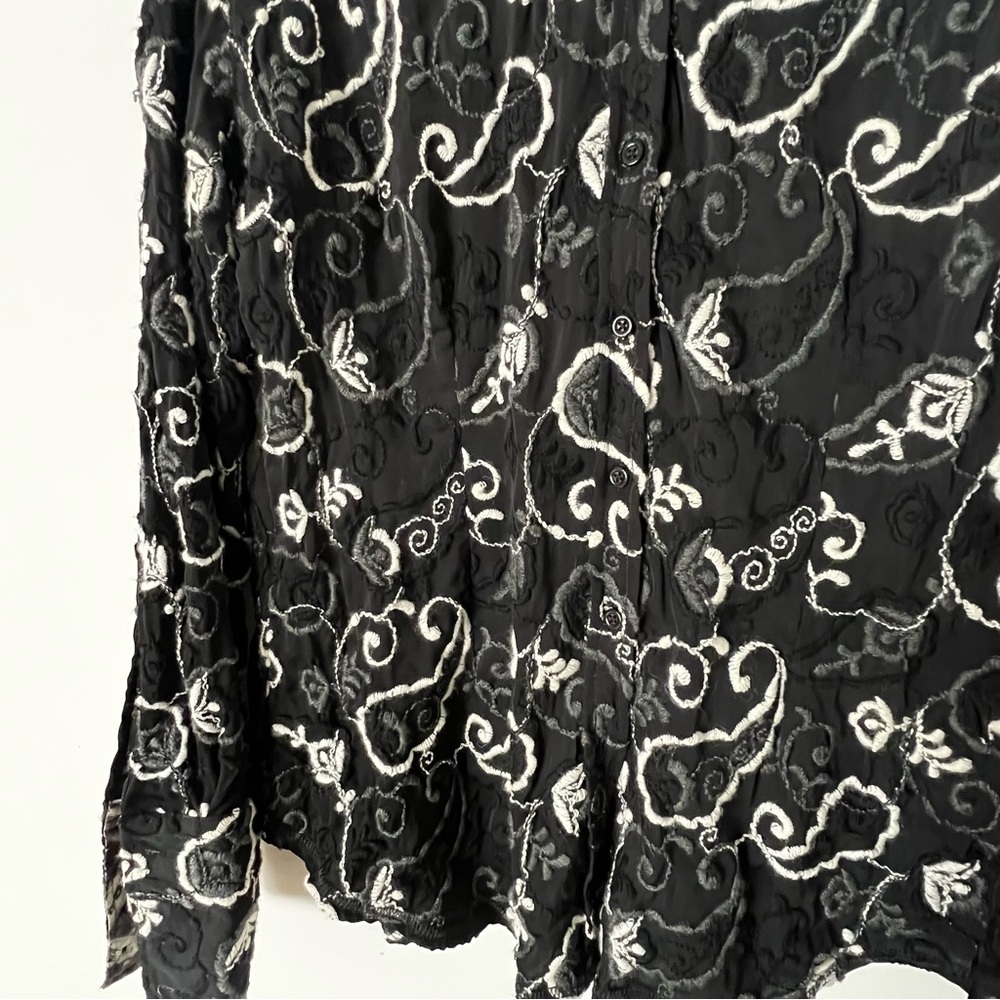 Fully Embroidered Georg Roth Button Down Shirt - Picture 5 of 10